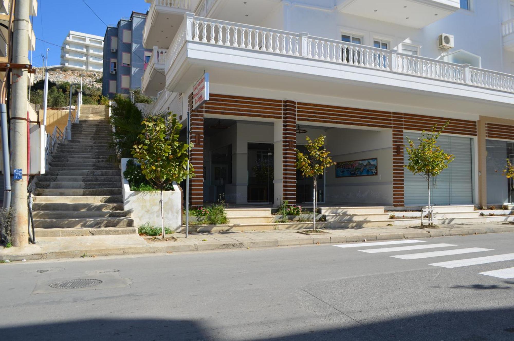 Eri Apartments Sarande Exterior photo