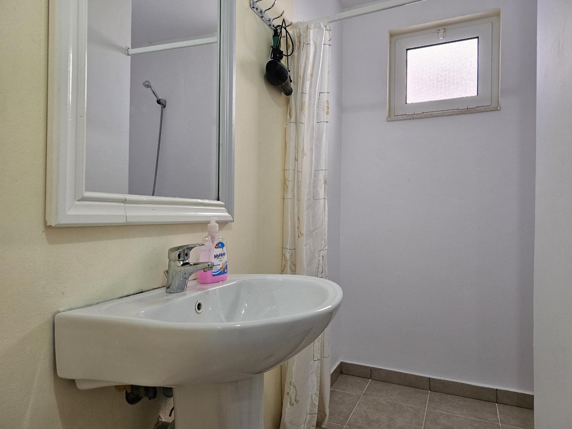 Happy Stay Eri Sarande Exterior photo